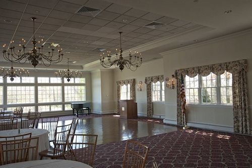 The Coonamessett 4*